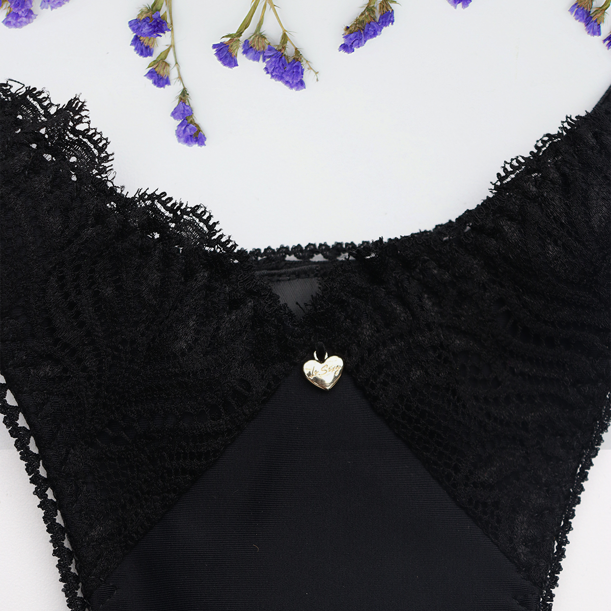 BELLA Tanga Trucadora para mujeres Trans Black Beauty - Translenceria by Le Sexy