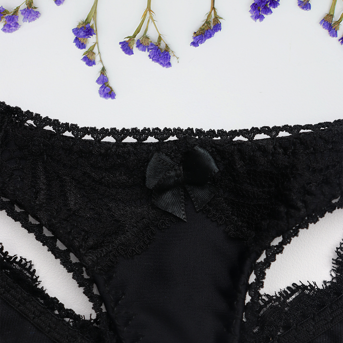 BELLA Tanga Trucadora para mujeres Trans Black Beauty - Translenceria by Le Sexy