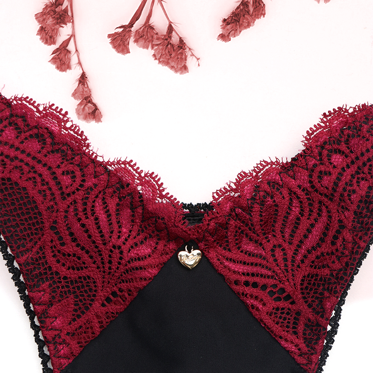 BELLA Tanga Trucadora para mujeres Trans Crimson Vino - Translenceria by Le Sexy